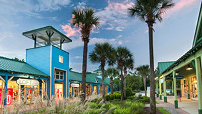 The Lowcountry’s Stunning Natural Setting Makes Shopping a Pleasure on Hilton Head Island